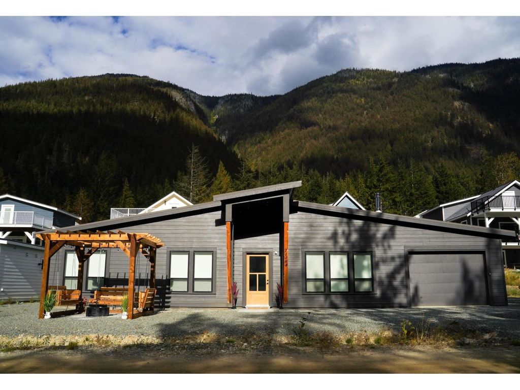 Hg 184 71384 Grove Place|sunshine Valley, Hope