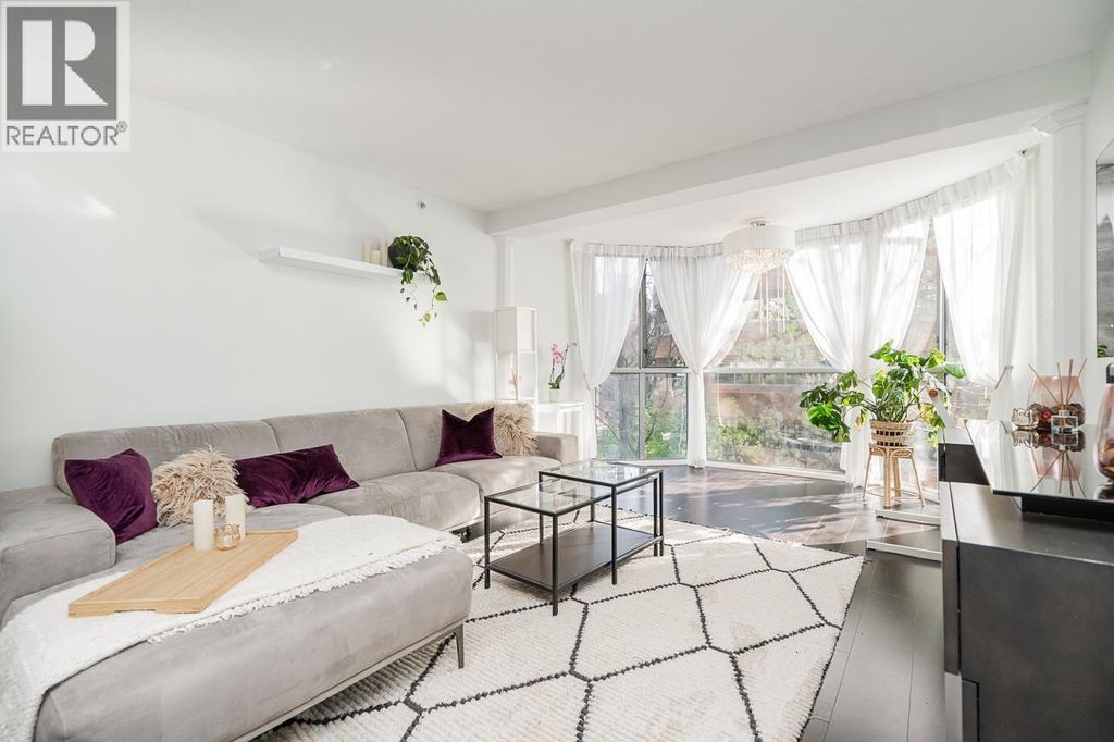 403 811 Helmcken Street, Vancouver