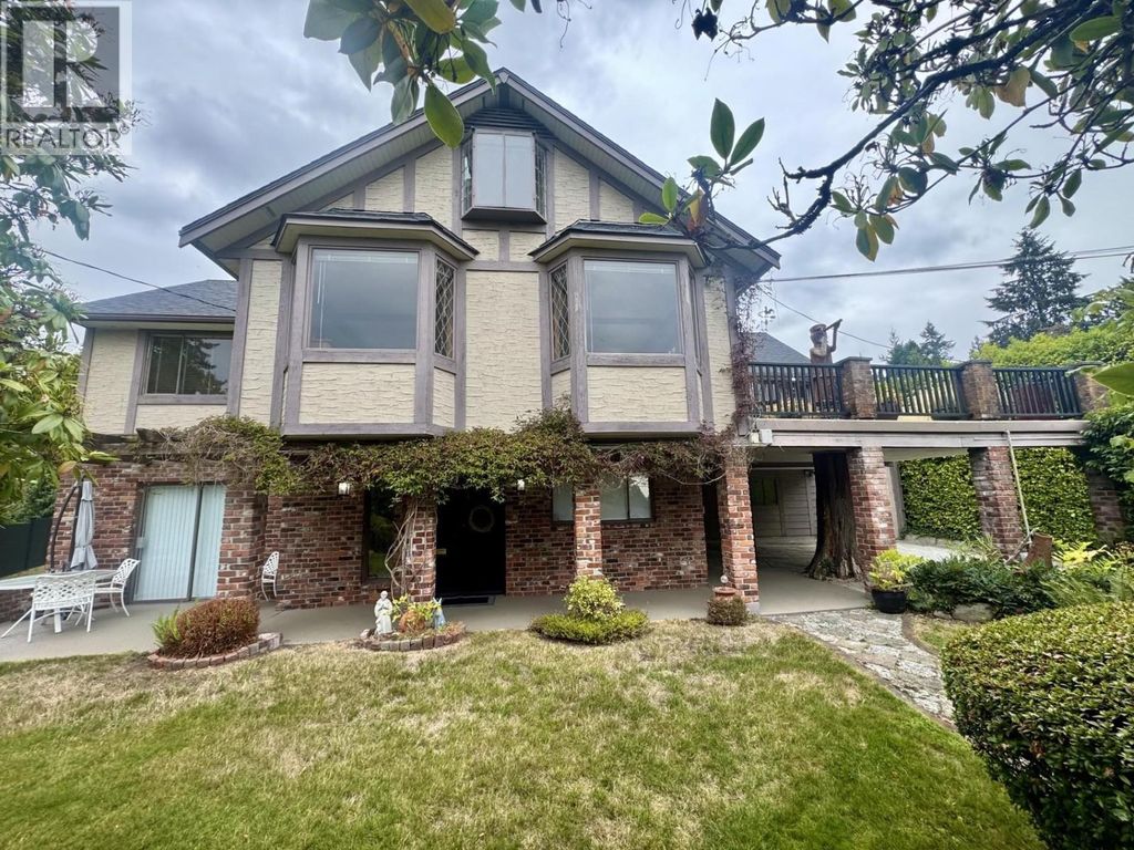 350 E Windsor Road, North Vancouver