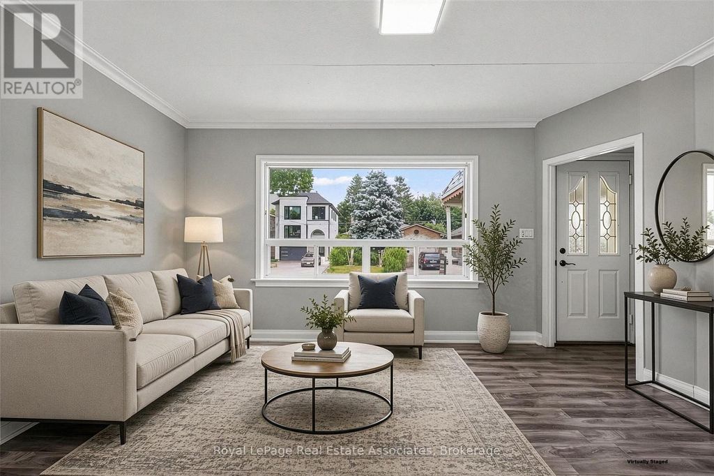 1072 Orchard Road, Mississauga (lakeview)
