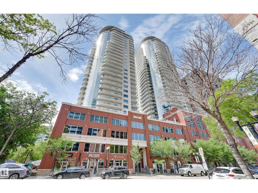 #802 10152 104 St Nw, Edmonton