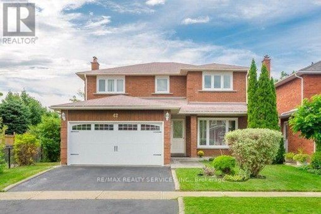 42 Dundalk Crescent, Brampton (heart Lake West)
