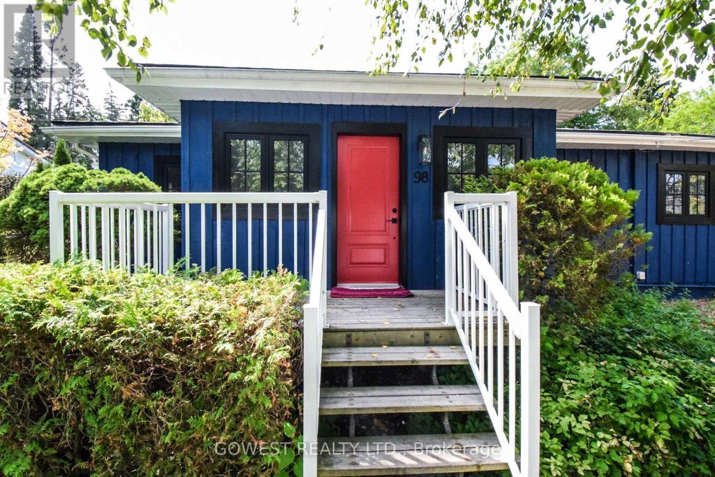 98 Delater Street, Niagara-On-The-Lake (town)