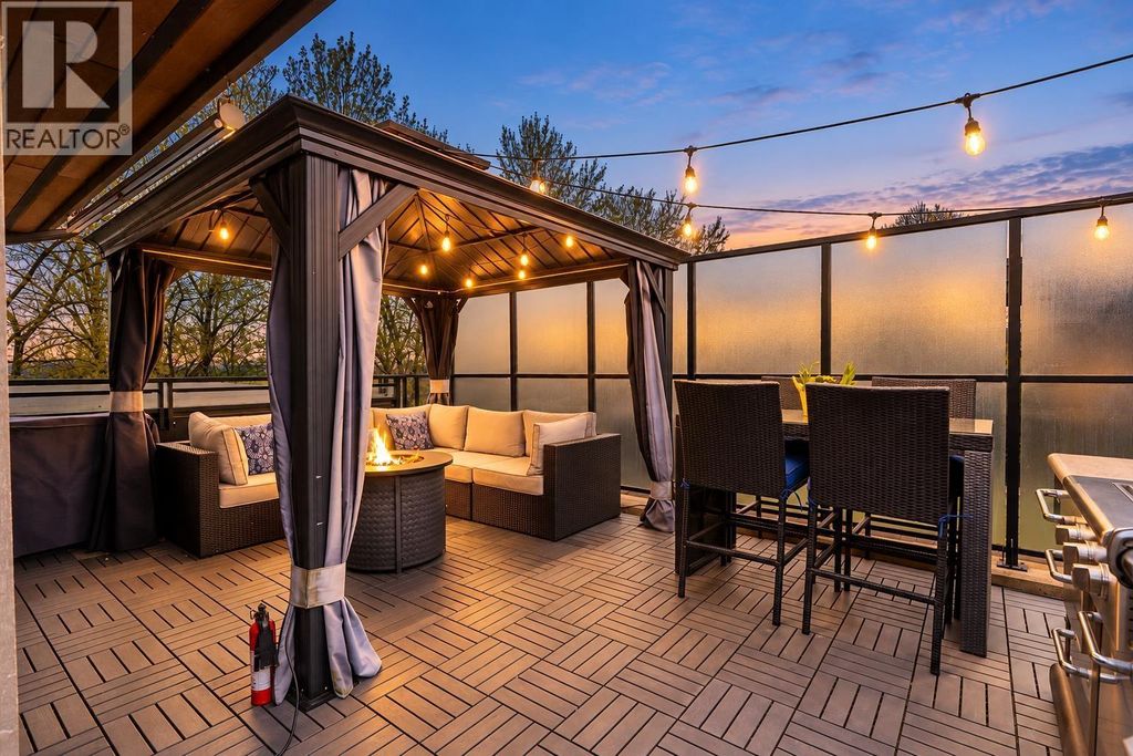 606 733 W 3rd Street, North Vancouver