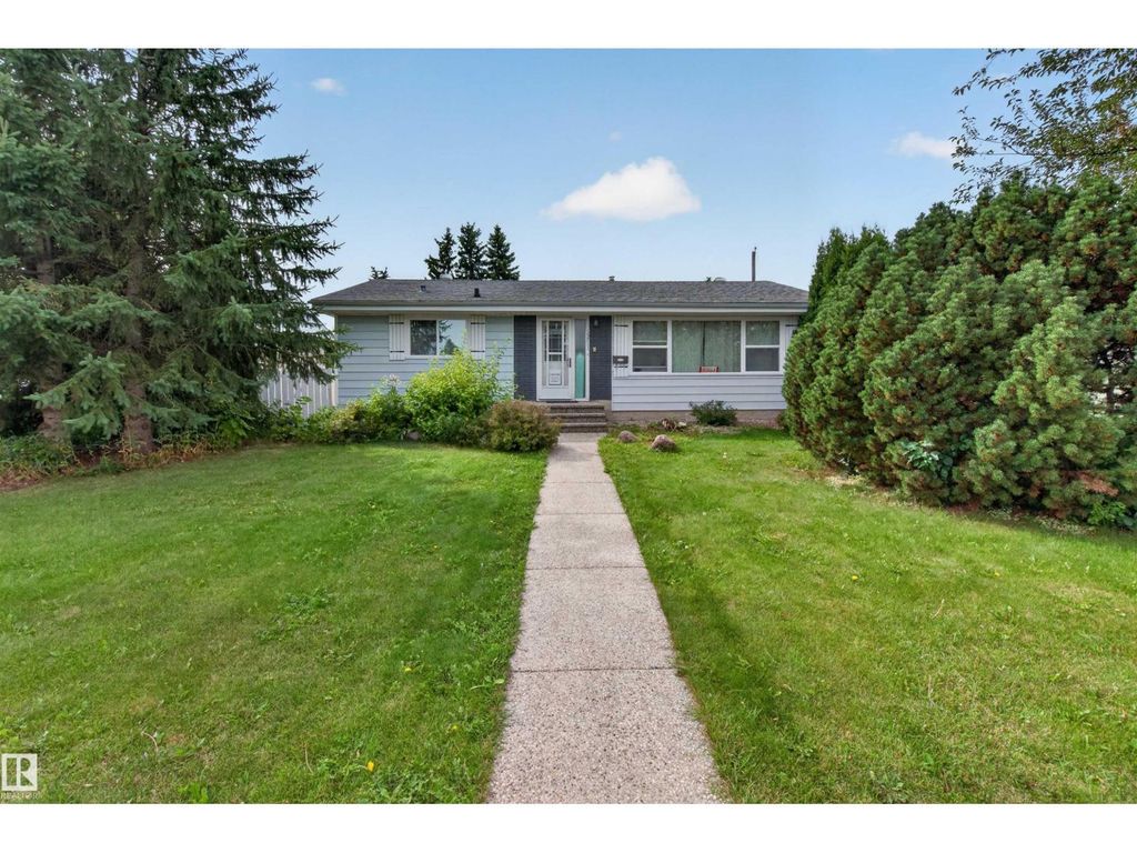 15711 84 Av Nw, Edmonton