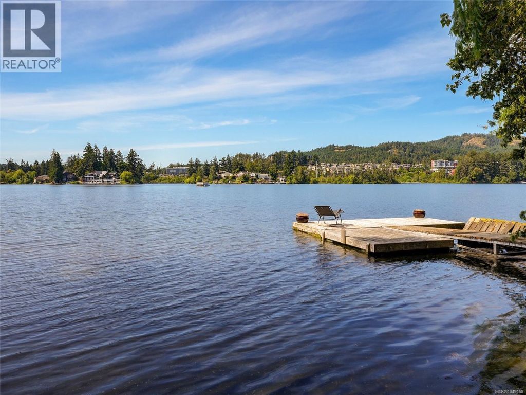1167 Goldstream Ave, Langford