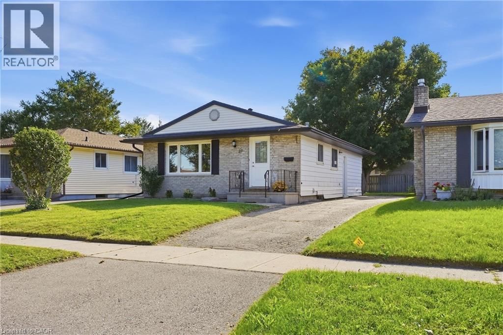 27 Appalachian Crescent, Kitchener