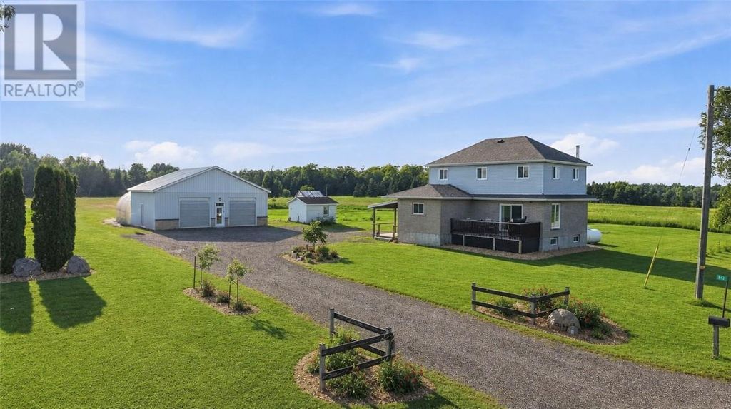 949 Hwy 535, Noelville