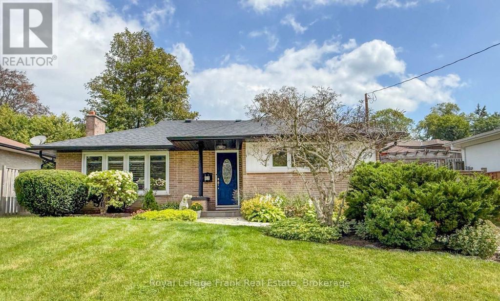 129 Keewatin Street N, Oshawa (eastdale)