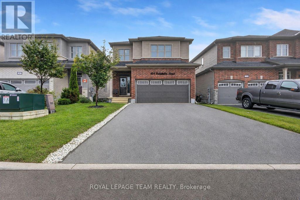 109 Falabella Street, Ottawa