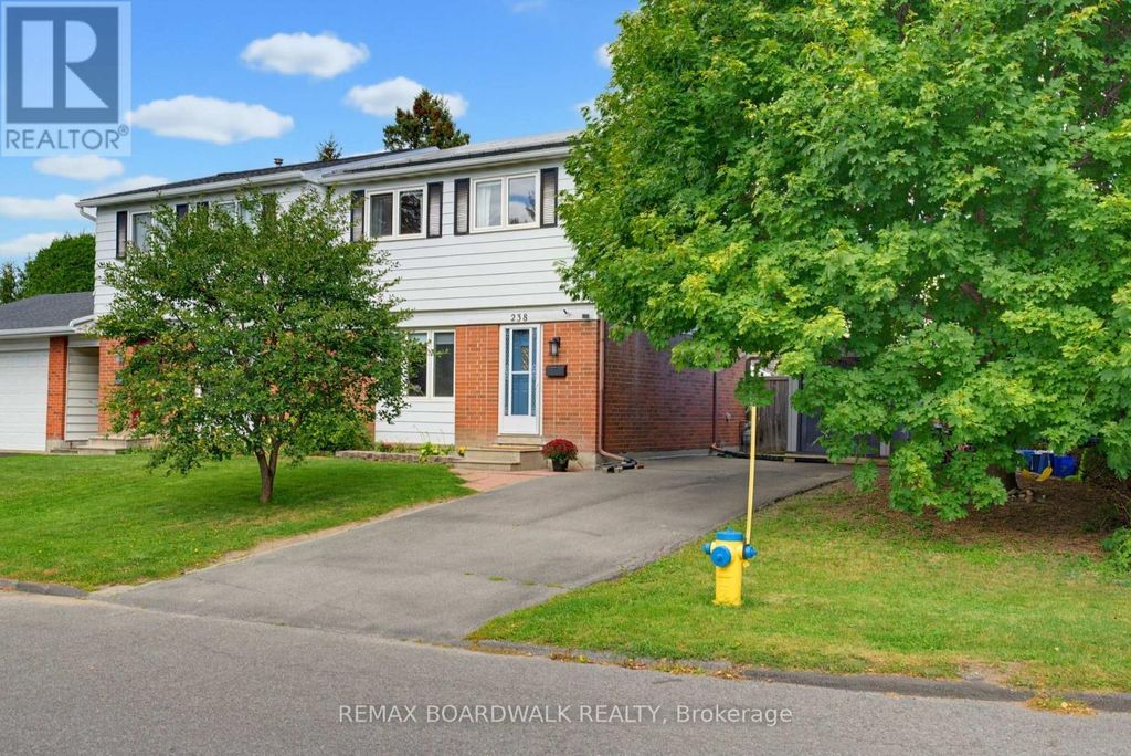 238 Mcelroy Drive, Ottawa