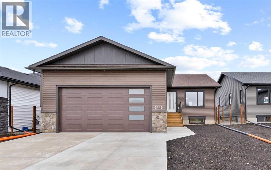 3446 Victory Way, Olds