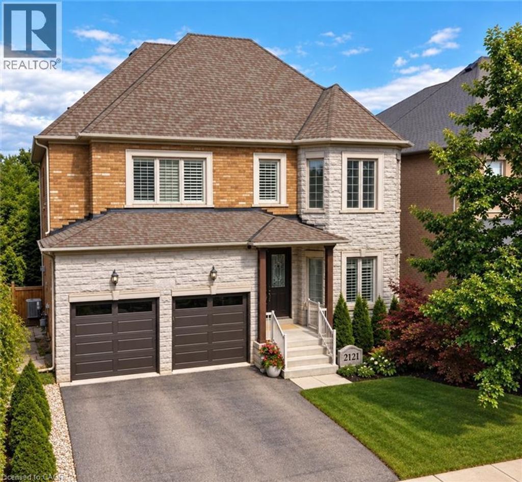 2121 Blackforest Crescent, Oakville