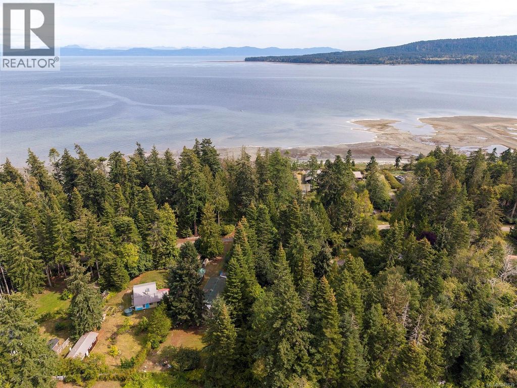 1701 Dalziel Rd, Denman Island
