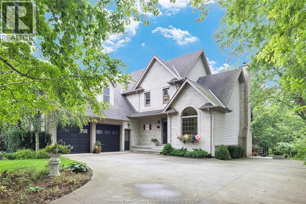 1340 Graham Sideroad, Kingsville