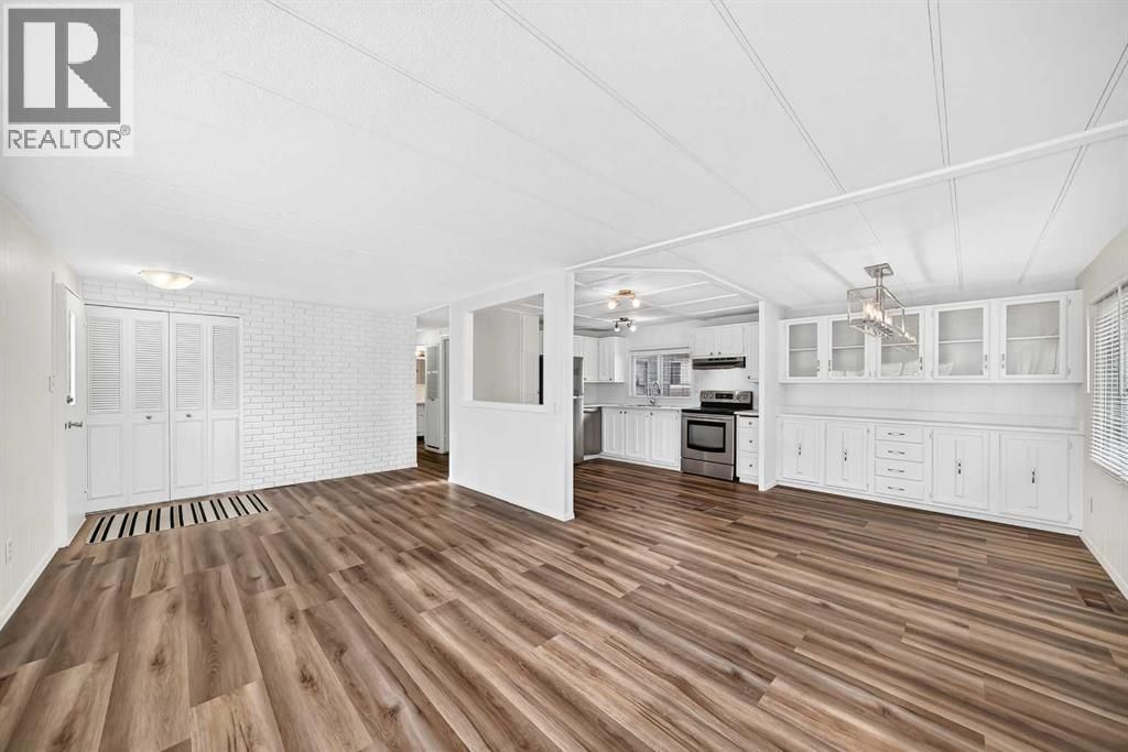 303, 99 Arbour Lake Road Nw, Calgary