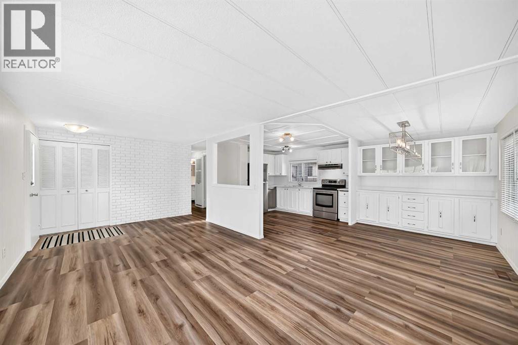303, 99 Arbour Lake Road Nw, Calgary