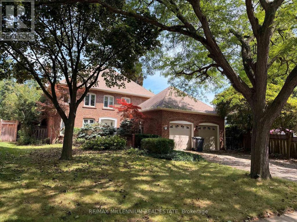 3501 Kingbird Court, Mississauga (erin Mills)