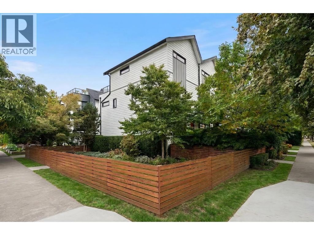 501 E 44th Avenue, Vancouver