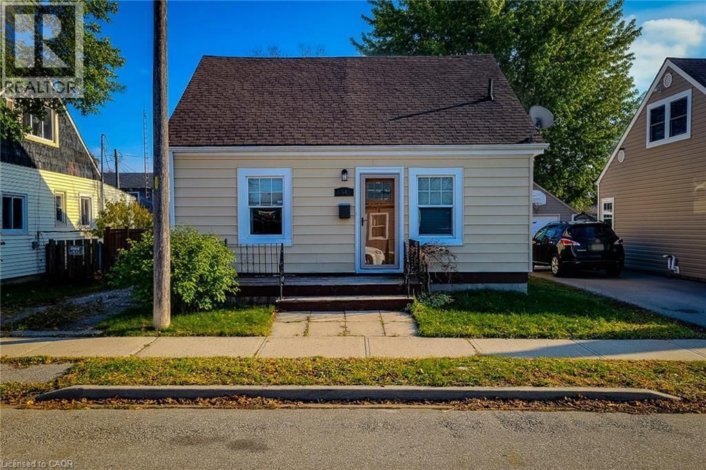 54 Eighth Avenue, Brantford