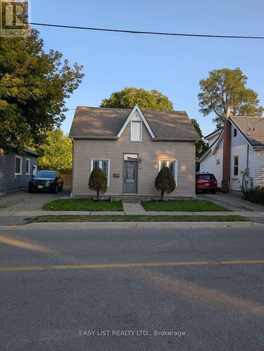 9 Jessie Street, Brampton (downtown Brampton)