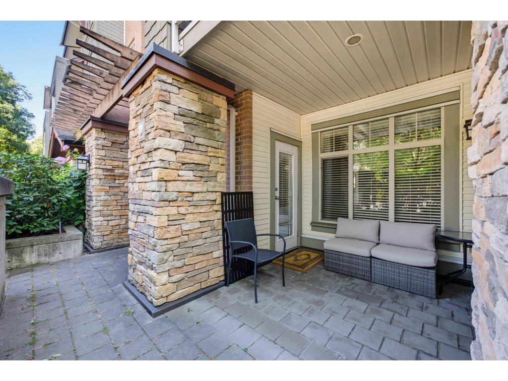 101 6500 194 Street, Surrey