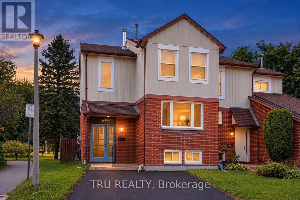 52 Greenboro Crescent, Ottawa