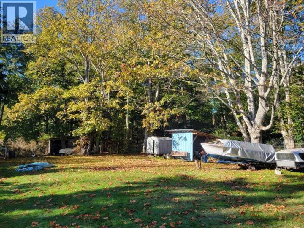4649 Cedar Street, Texada Island