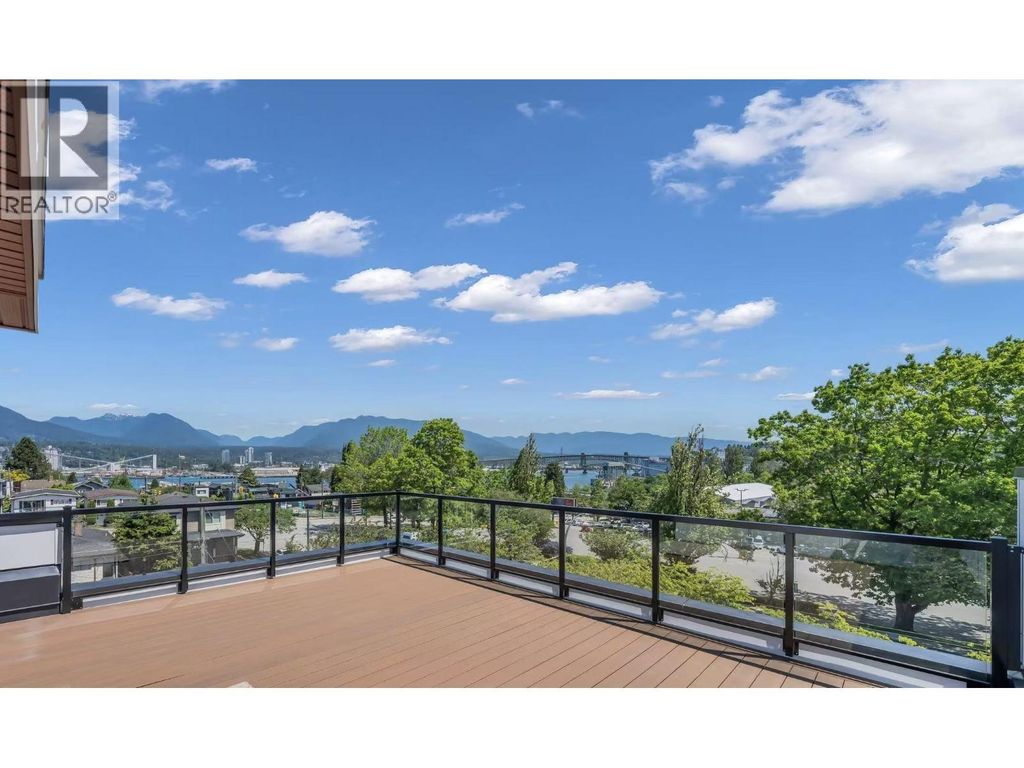 3 2893 Eton Street, Vancouver