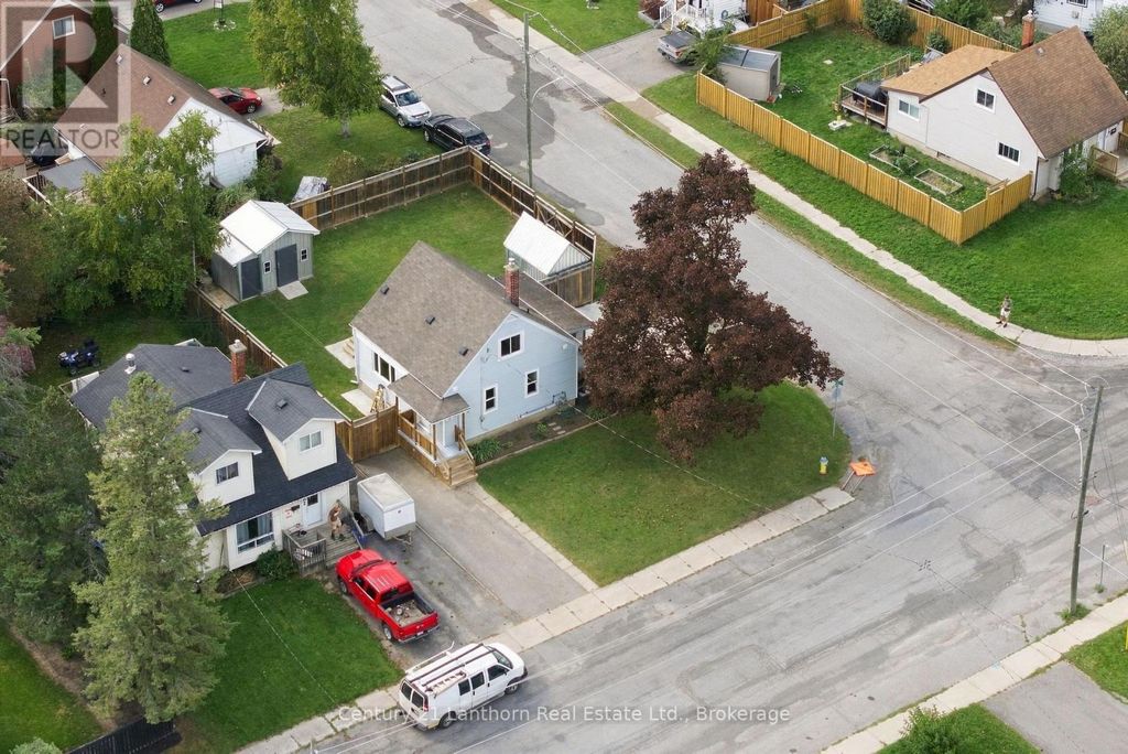 106 Humewood Drive, Belleville (belleville Ward)