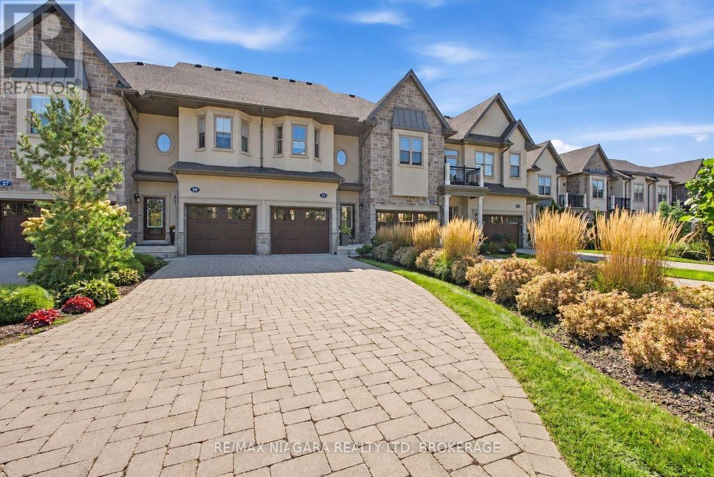 31 St. Andrews Lane S, Niagara-On-The-Lake (town)