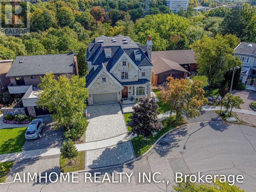 19 Brockington Crescent, Toronto (bathurst Manor)