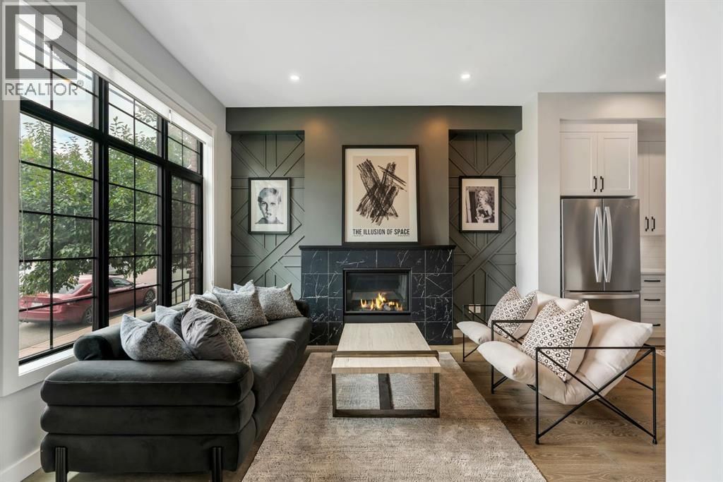 2106 49 Avenue Sw, Calgary