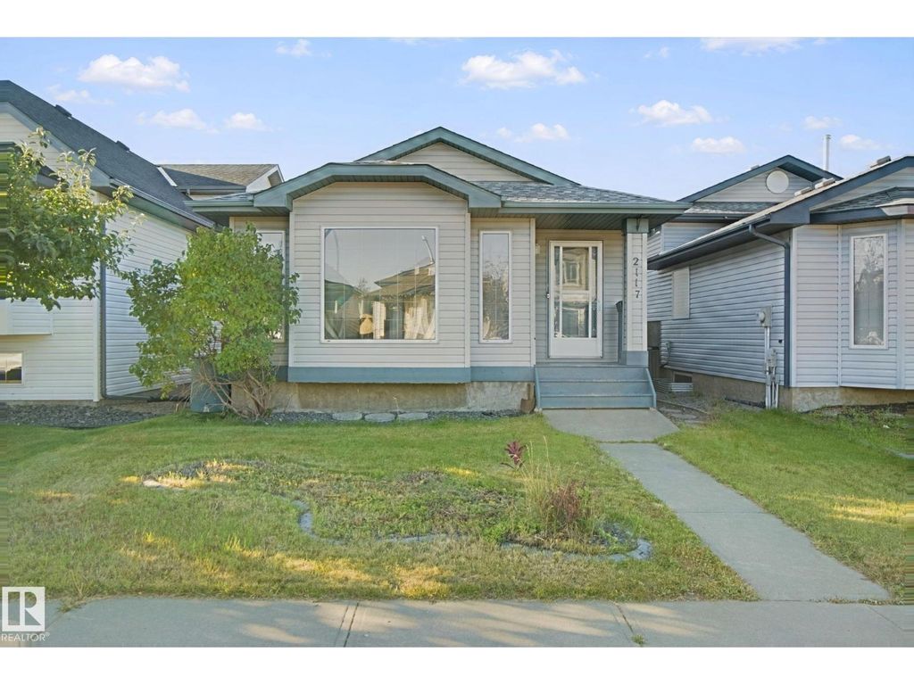 2117 36 Av Nw, Edmonton
