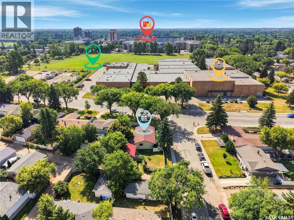 2301 Taylor Street E, Saskatoon