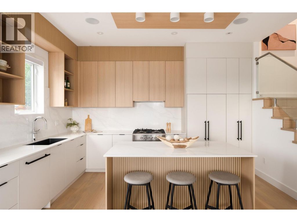 1 6503 Winch Street, Burnaby