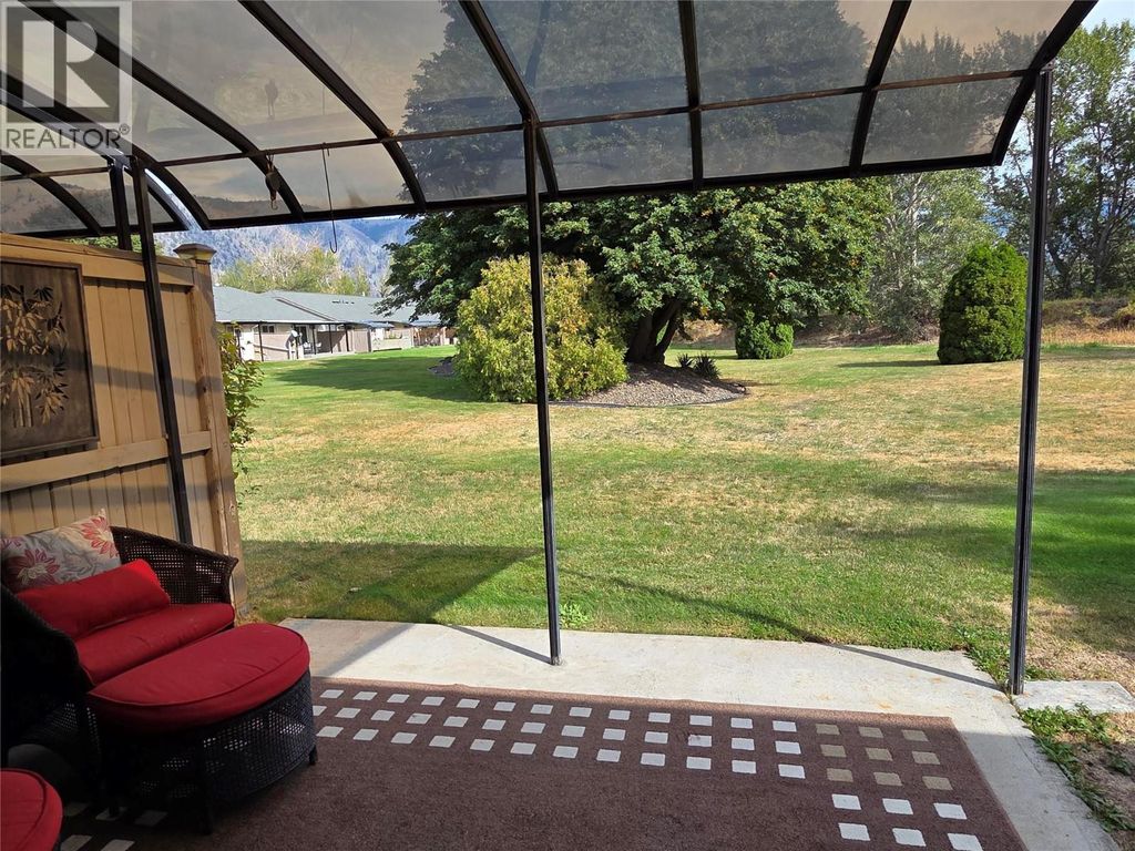 815 11th Avenue Unit# 16, Keremeos
