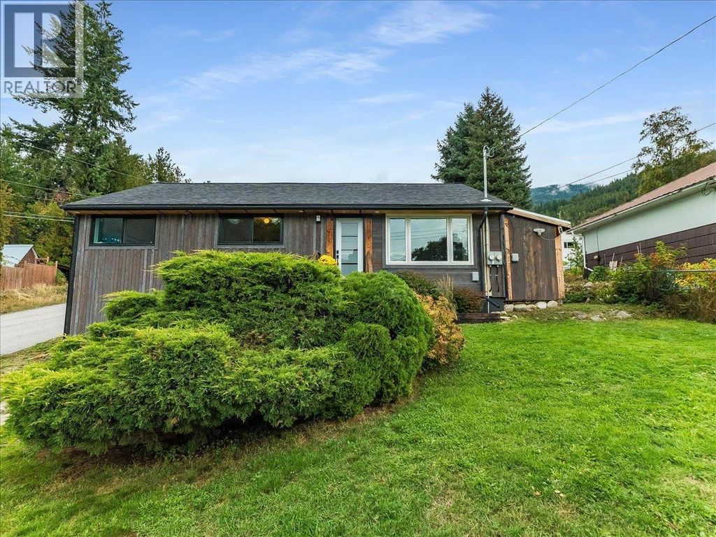 622 Eighth Street, Nelson