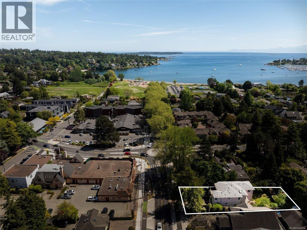 2561 Sinclair Rd, Saanich