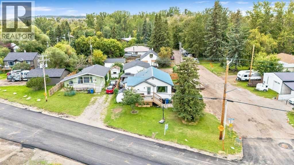 101 S Railway Street, Okotoks