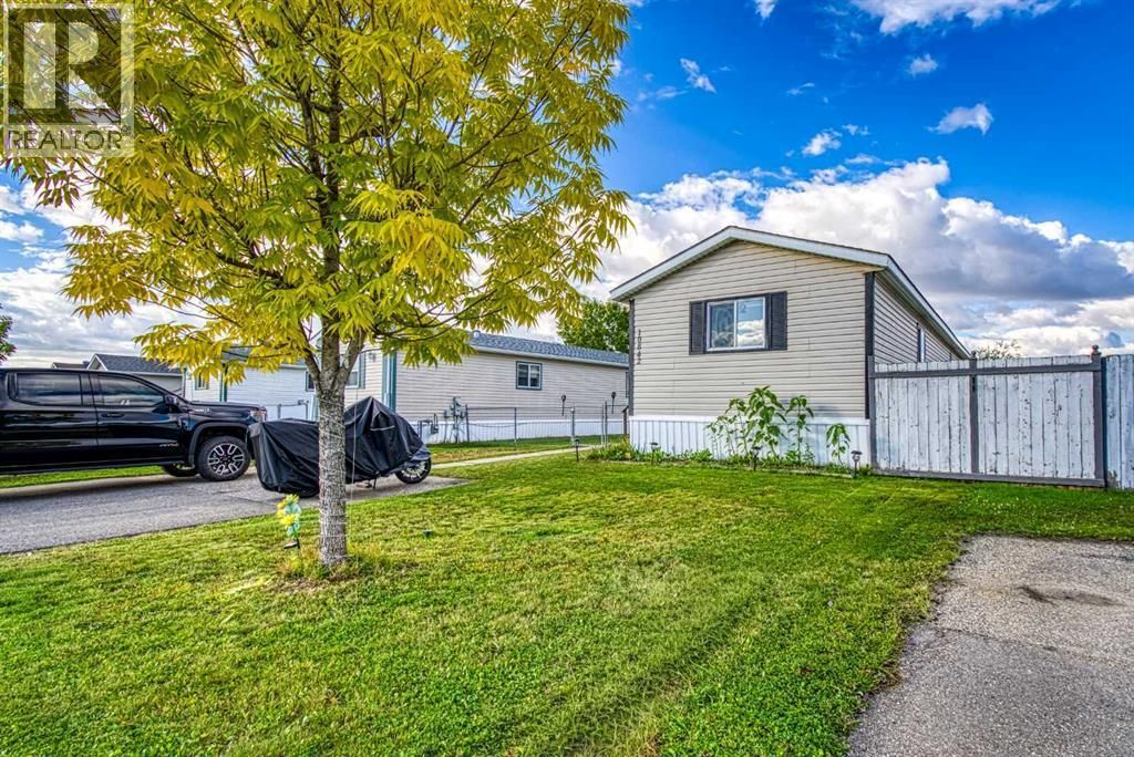 10842 96 Street, Clairmont