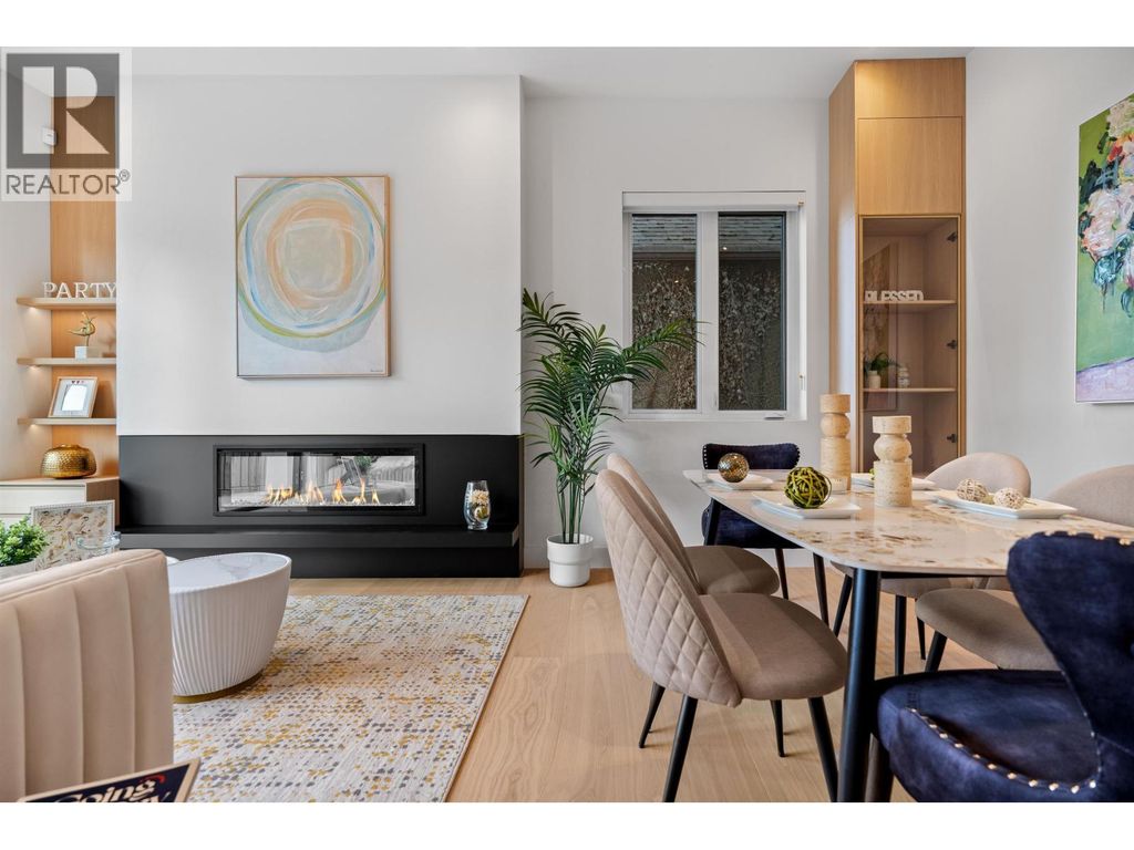 2 3813 W 16th Avenue, Vancouver