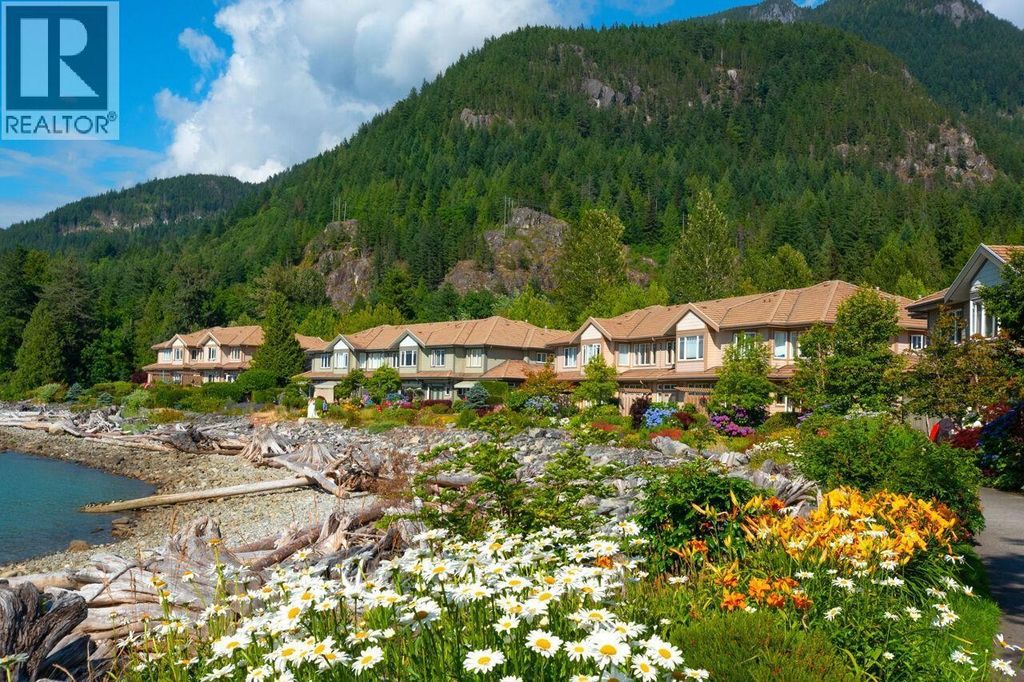 52 Beach Drive, West Vancouver