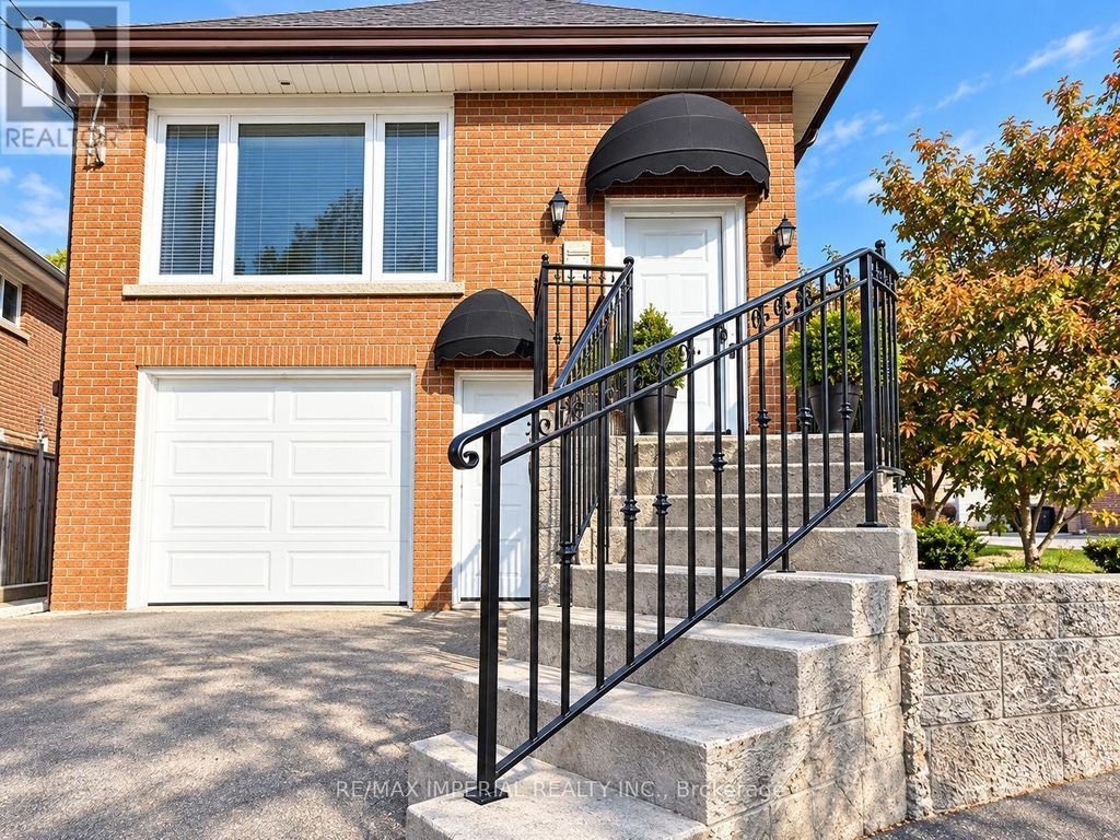 Lower Unit - 462 Fergo Avenue, Mississauga (cooksville)