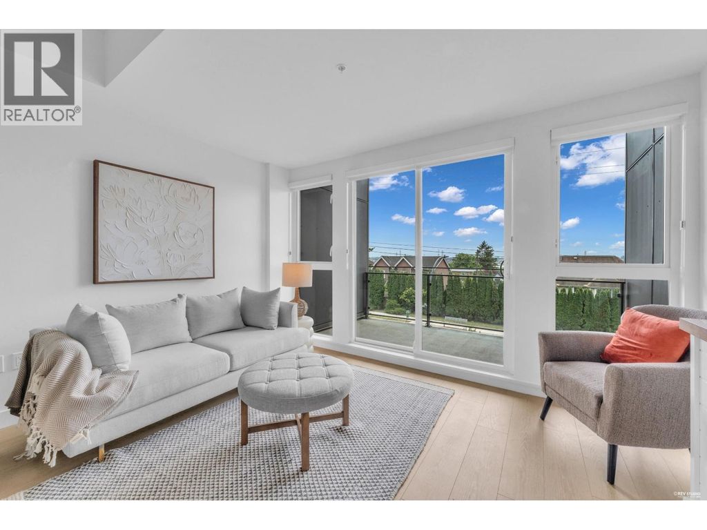 103/203 422 E 3rd Street, North Vancouver