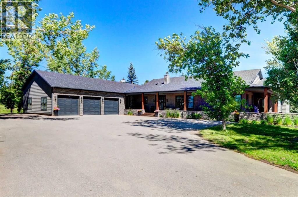 566 Pine Creek Ridge, Rural Foothills County