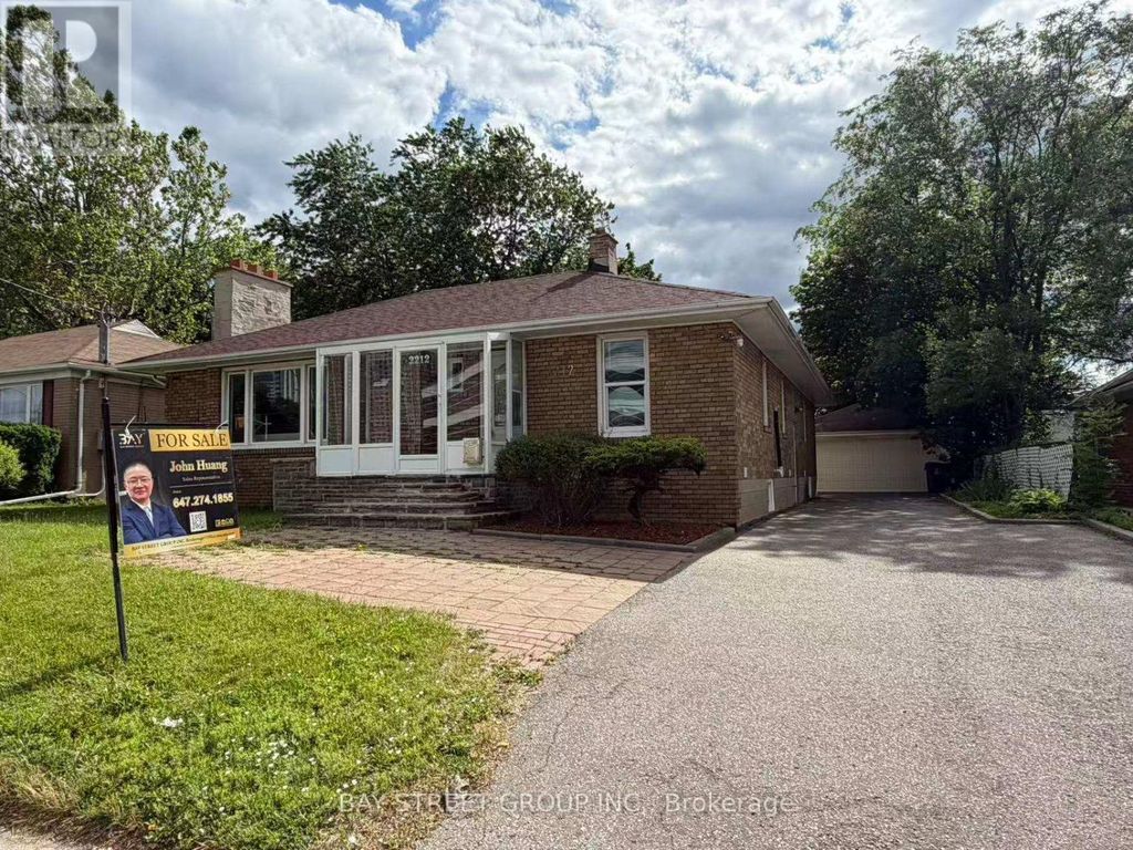 2212 Kennedy Road, Toronto (tam O'shanter-Sullivan)