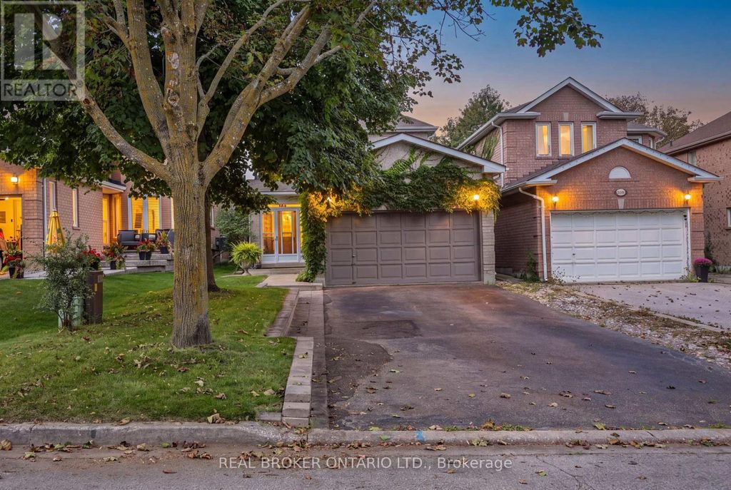 408 Flanagan Court, Newmarket (summerhill Estates)