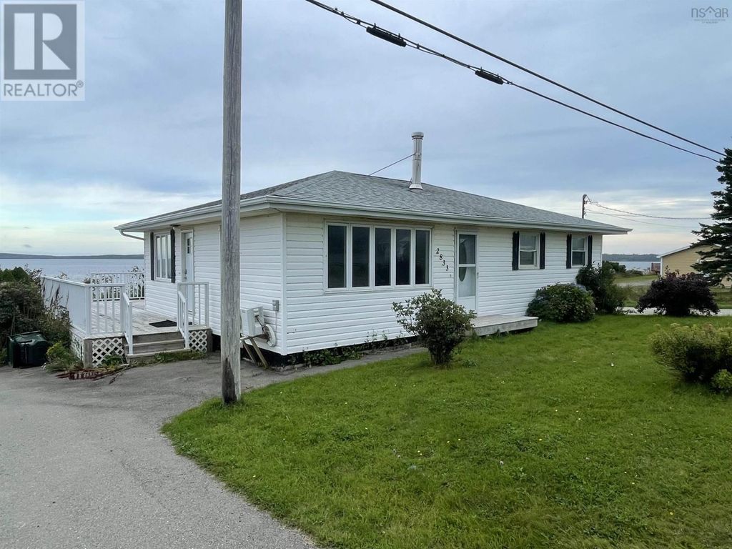 2833 Highway 255, Port Morien