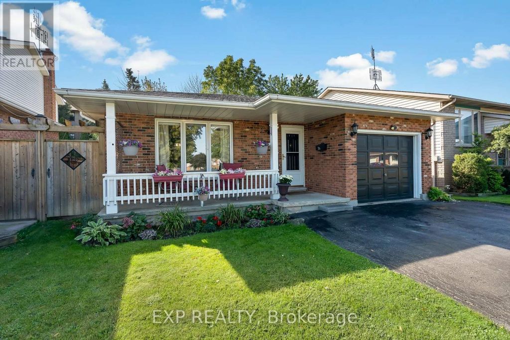 124 St Augustine Drive, St. Catharines (secord Woods)